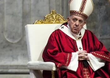 Papst Franziskus wird aus Krankenhaus entlassen